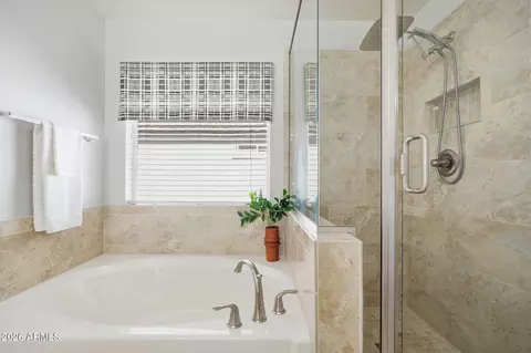 Bath - 2546 E Camellia Dr, Gilbert, AZ 85296 photo 3 of 4