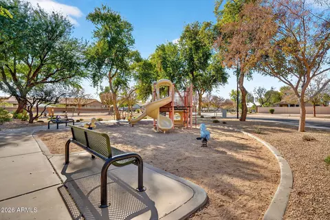 View/Area - 3351 E Clifton Ave, Gilbert, AZ 85295 photo 2 of 3