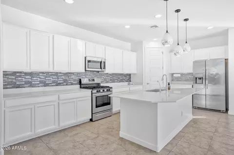1313 E Glass Ln, Phoenix, AZ 85042 photo 11