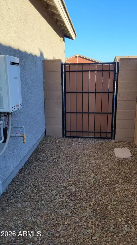 1313 E Glass Ln, Phoenix, AZ 85042 photo 43