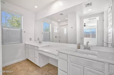 1313 E Glass Ln, Phoenix, AZ 85042 photo 21