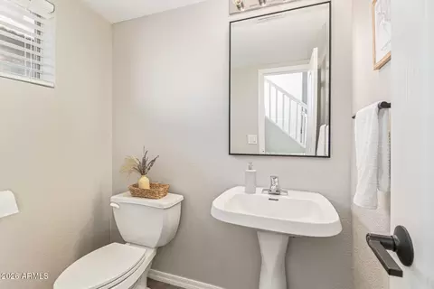 Bath - 5333 E Harmony Ave, Mesa, AZ 85206 photo 1 of 3