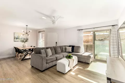 2040 S Longmore -- #72, Mesa, AZ 85202