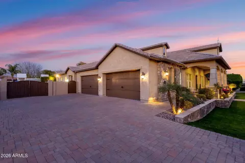 Exterior - 4282 Estrella Ct, Gilbert, AZ 85296 photo 4 of 27