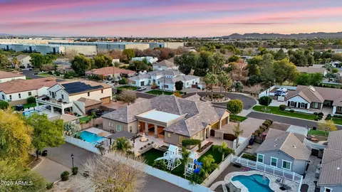 View/Area - 4282 Estrella Ct, Gilbert, AZ 85296 photo 10 of 13
