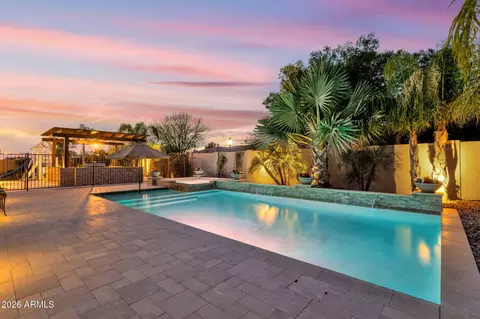 Exterior - 4282 Estrella Ct, Gilbert, AZ 85296 photo 5 of 27