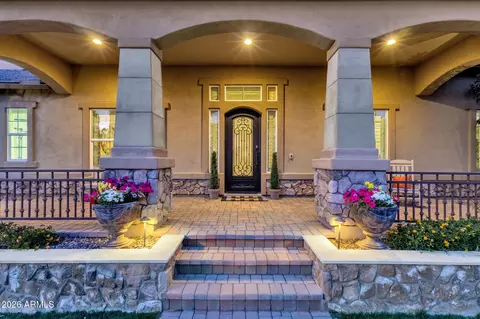 Exterior - 4282 Estrella Ct, Gilbert, AZ 85296 photo 7 of 27