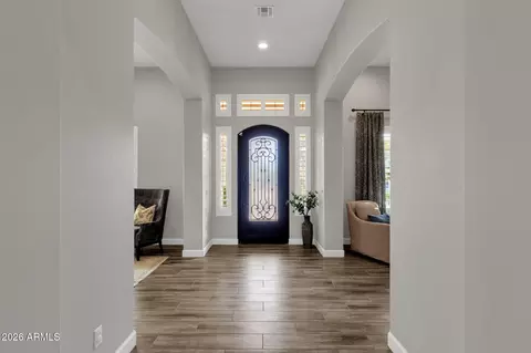 Entry Way - 4282 Estrella Ct, Gilbert, AZ 85296 photo 2 of 5