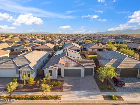 17829 W Red Fox Rd, Surprise, AZ 85387