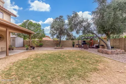Exterior - 18 S Silverado St, Gilbert, AZ 85296 photo 3 of 3