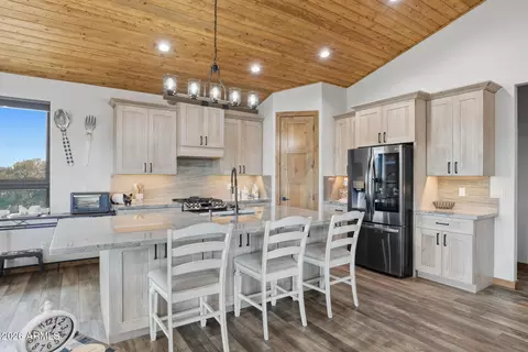 Kitchen - 210 N Valley Rd, Payson, AZ 85541 photo 1 of 3