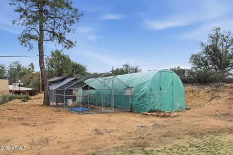 Exterior - 210 N Valley Rd, Payson, AZ 85541 photo 6 of 9