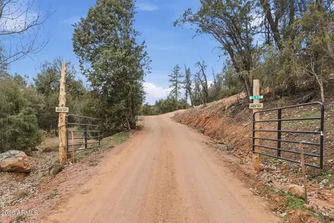 Exterior - 210 N Valley Rd, Payson, AZ 85541 photo 9 of 9