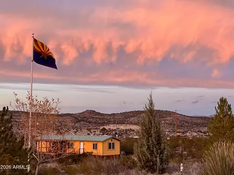 3850 N Running Deer Dr, Rimrock, AZ 86335