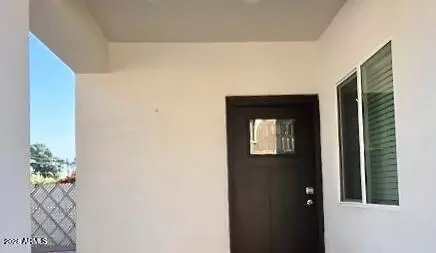 Exterior - 4130 N Longview Ave, Phoenix, AZ 85014 photo 6 of 6