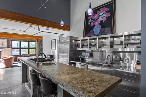 Kitchen - 914 E Osborn Rd #403, Phoenix, AZ 85014 photo 1 of 8