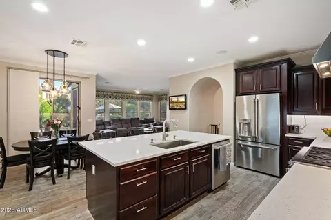 Kitchen - 3729 E Robin Ln, Phoenix, AZ 85050 photo 3 of 4