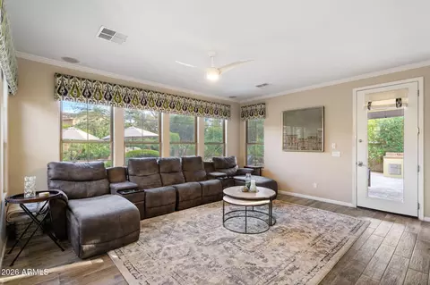 Living - 3729 E Robin Ln, Phoenix, AZ 85050 photo 4 of 5