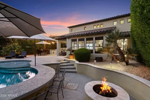 Exterior - 3729 E Robin Ln, Phoenix, AZ 85050 photo 3 of 9