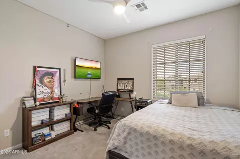 Bedroom - 3729 E Robin Ln, Phoenix, AZ 85050 photo 4 of 5