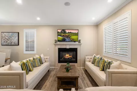 Living - 3729 E Robin Ln, Phoenix, AZ 85050 photo 2 of 5