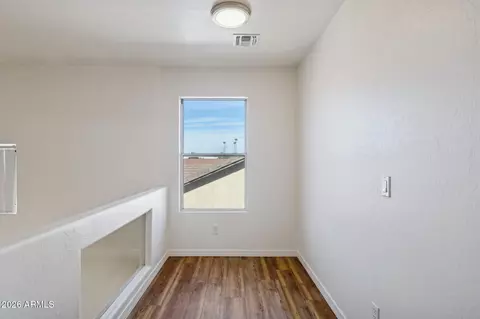 Entry Way - 4034 E Chambers St, Phoenix, AZ 85040 photo 1 of 1