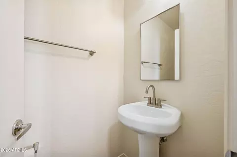Other - 4034 E Chambers St, Phoenix, AZ 85040 photo 2 of 5