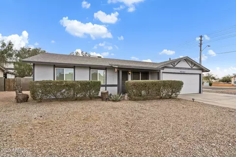 9063 W Harmont Dr, Peoria, AZ 85345