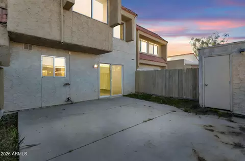 4862 W Rose Ln, Glendale, AZ 85301