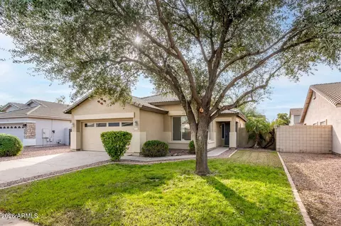 3725 E Woodside Way, Gilbert, AZ 85297 photo 4