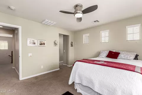 3933 E Cat Balue Dr, Phoenix, AZ 85050 photo 16