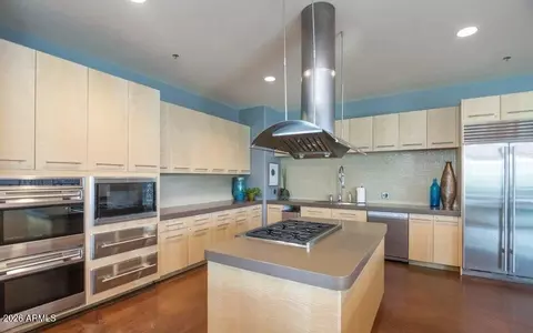 3933 E Cat Balue Dr, Phoenix, AZ 85050 photo 35