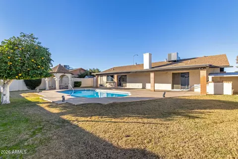 Exterior - 1051 E Glade Ave, Mesa, AZ 85204 photo 4 of 9