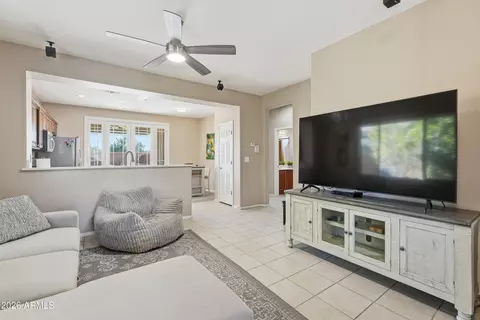 1743 W Owens Way, Anthem, AZ 85086