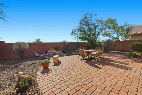 1743 W Owens Way, Anthem, AZ 85086