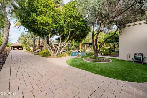 Exterior - 1128 E Desert Ct, Gilbert, AZ 85234 photo 33 of 41