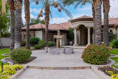 Exterior - 1128 E Desert Ct, Gilbert, AZ 85234 photo 3 of 41