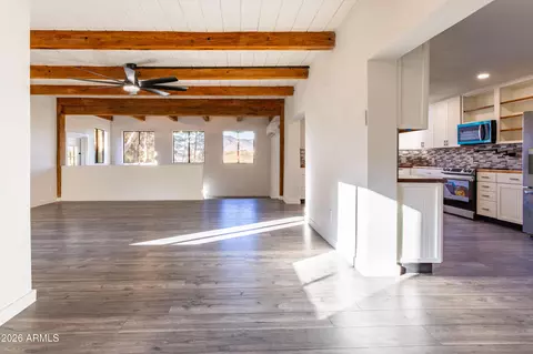 Living - 648 E Prickly Pear Dr, Globe, AZ 85501 photo 4 of 5