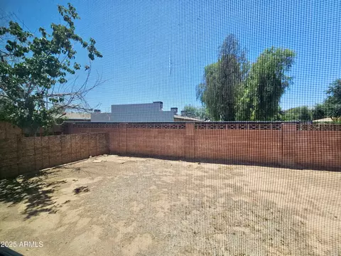 Exterior - 2601 E Virginia Ave, Phoenix, AZ 85008 photo 3 of 7