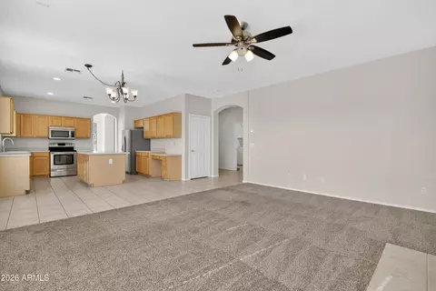 Living - 2333 W Carter Rd, Phoenix, AZ 85041 photo 7 of 9