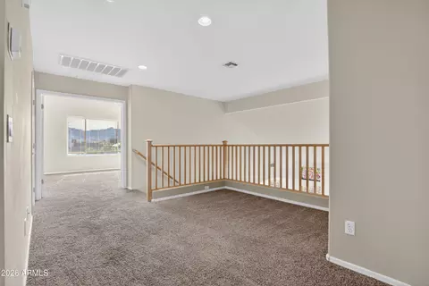 Entry Way - 2333 W Carter Rd, Phoenix, AZ 85041 photo 4 of 6