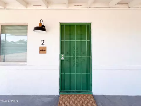 Exterior - 4132 N 3rd Ave, Phoenix, AZ 85013 photo 6 of 7