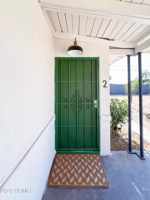 Exterior - 4132 N 3rd Ave, Phoenix, AZ 85013 photo 4 of 7