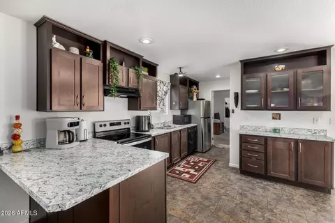 12721 W Greenway Rd #237, El Mirage, AZ 85335