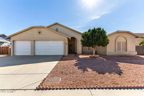 10109 W Denton Ln, Glendale, AZ 85307