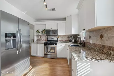 Kitchen - 1838 N Mitchell St, Phoenix, AZ 85006 photo 1 of 3