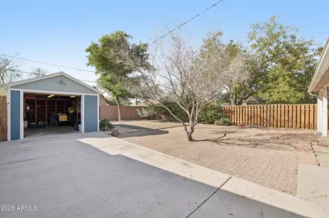 Exterior - 1838 N Mitchell St, Phoenix, AZ 85006 photo 2 of 7
