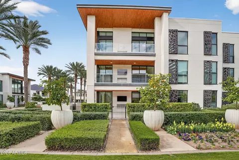 6587 N Palmeraie Blvd #1008, Paradise Valley, AZ 85253