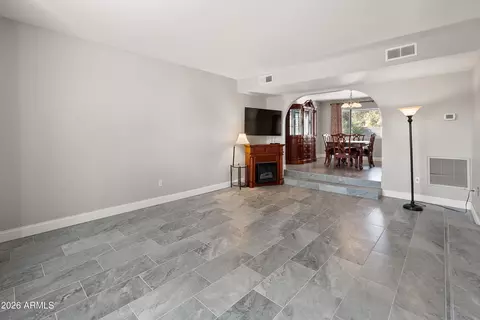 Living - 8464 N 7th Ave, Phoenix, AZ 85021 photo 1 of 6