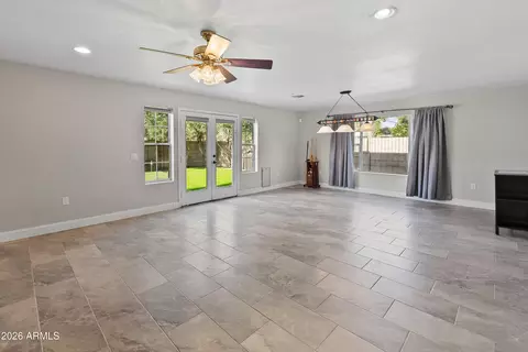 Living - 8464 N 7th Ave, Phoenix, AZ 85021 photo 6 of 6